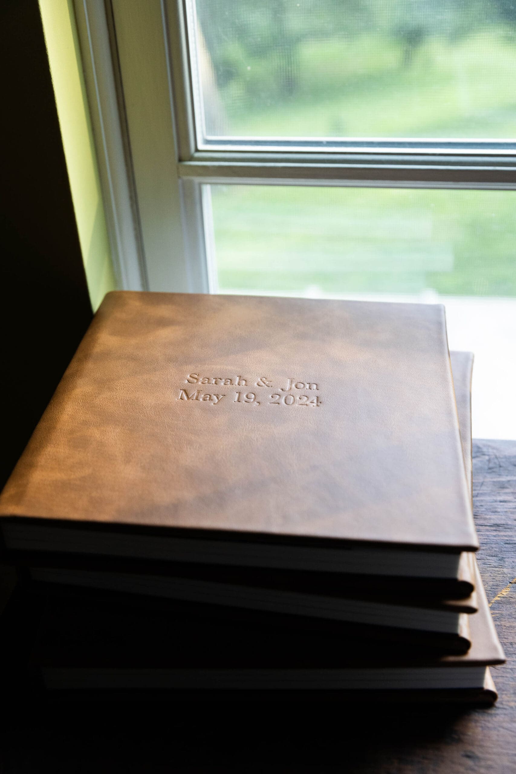 Philadelphia couple’s wedding album at Tyler Arboretum